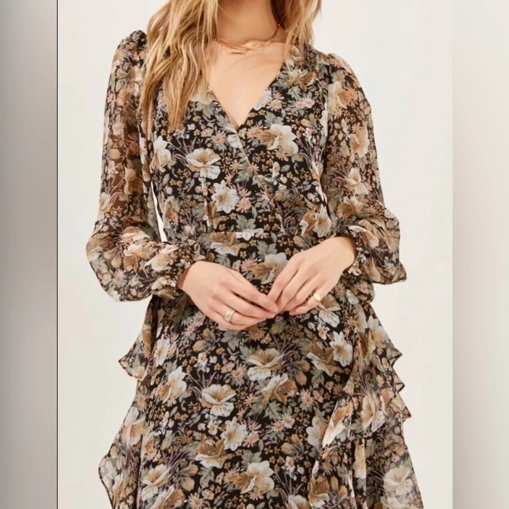 ASTR the Label Raleigh Midi Dress in Black Multi Floral, Size S